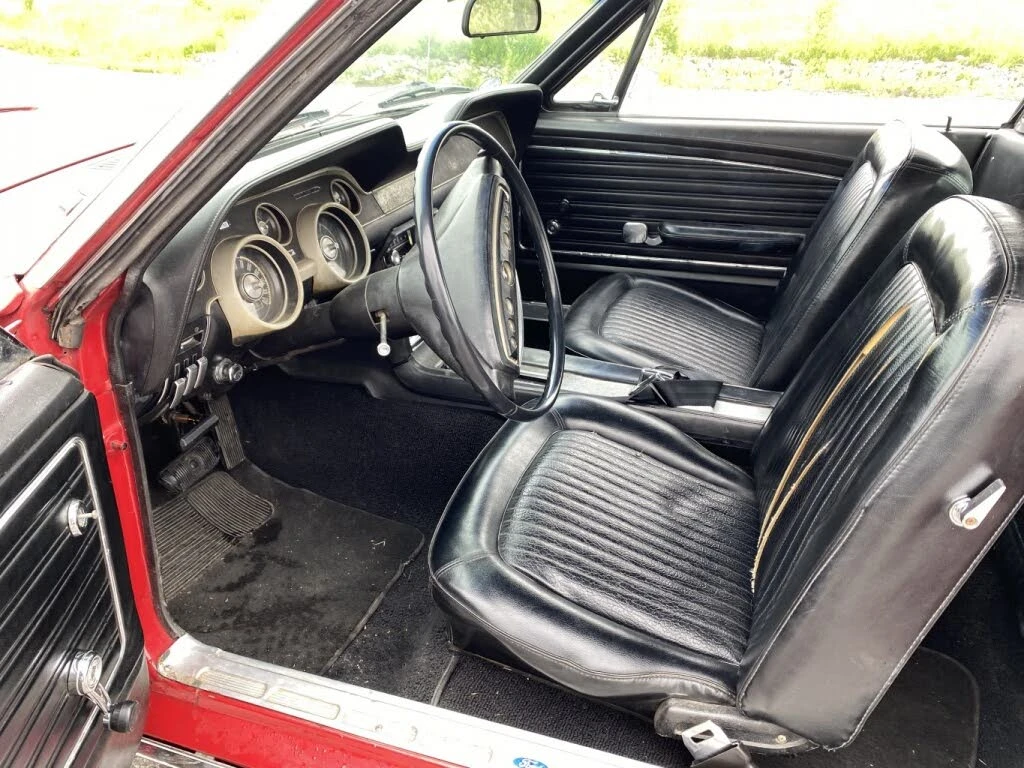 Ford Mustang Fastback RWD, снимка 7 - Автомобили и джипове - 54260557