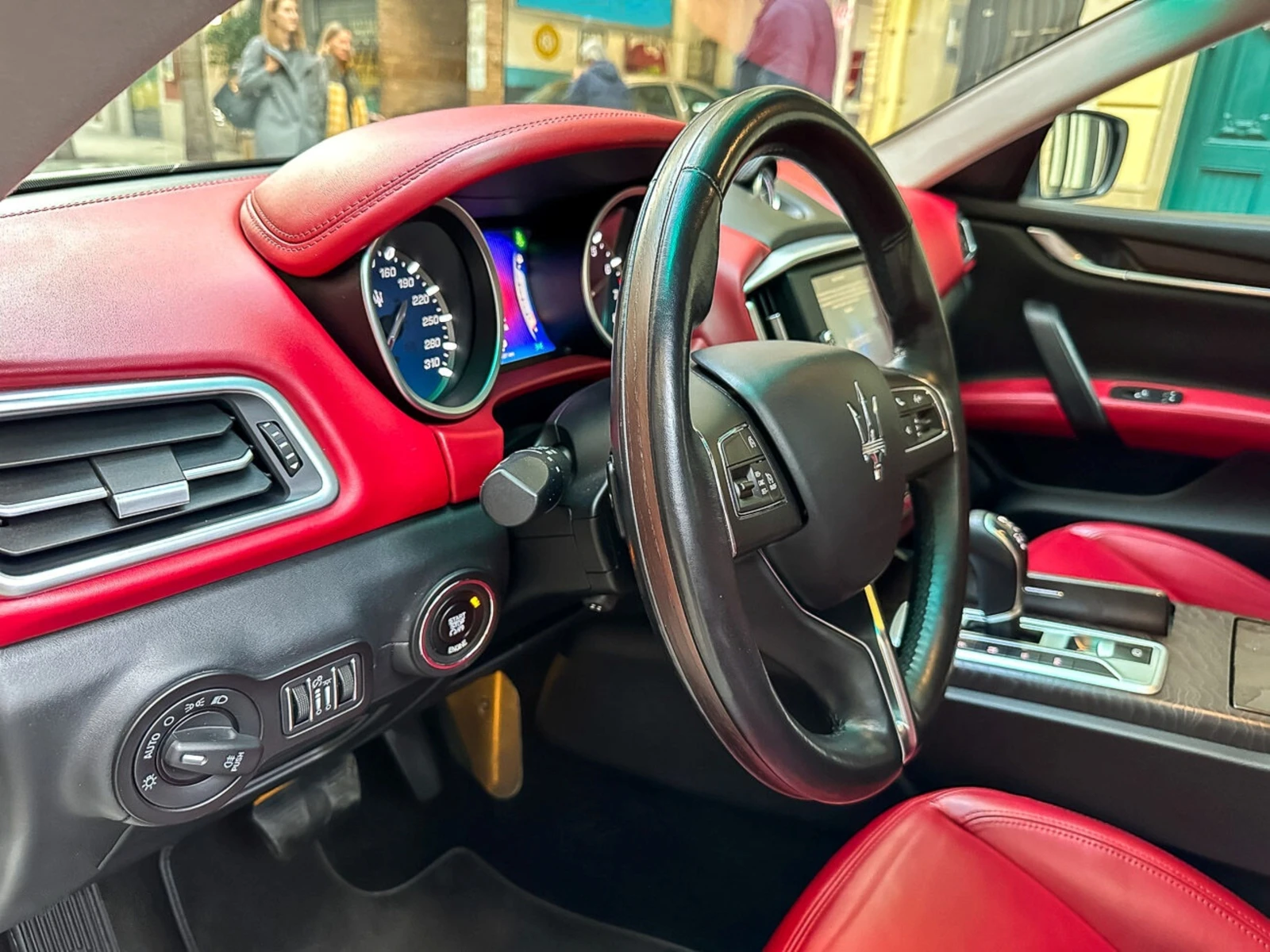 Maserati Ghibli Ghibli S Q4, снимка 10 - Автомобили и джипове - 54823107