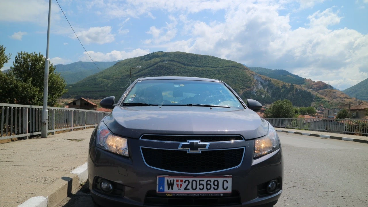 Chevrolet Cruze, снимка 13 - Автомобили и джипове - 54839395
