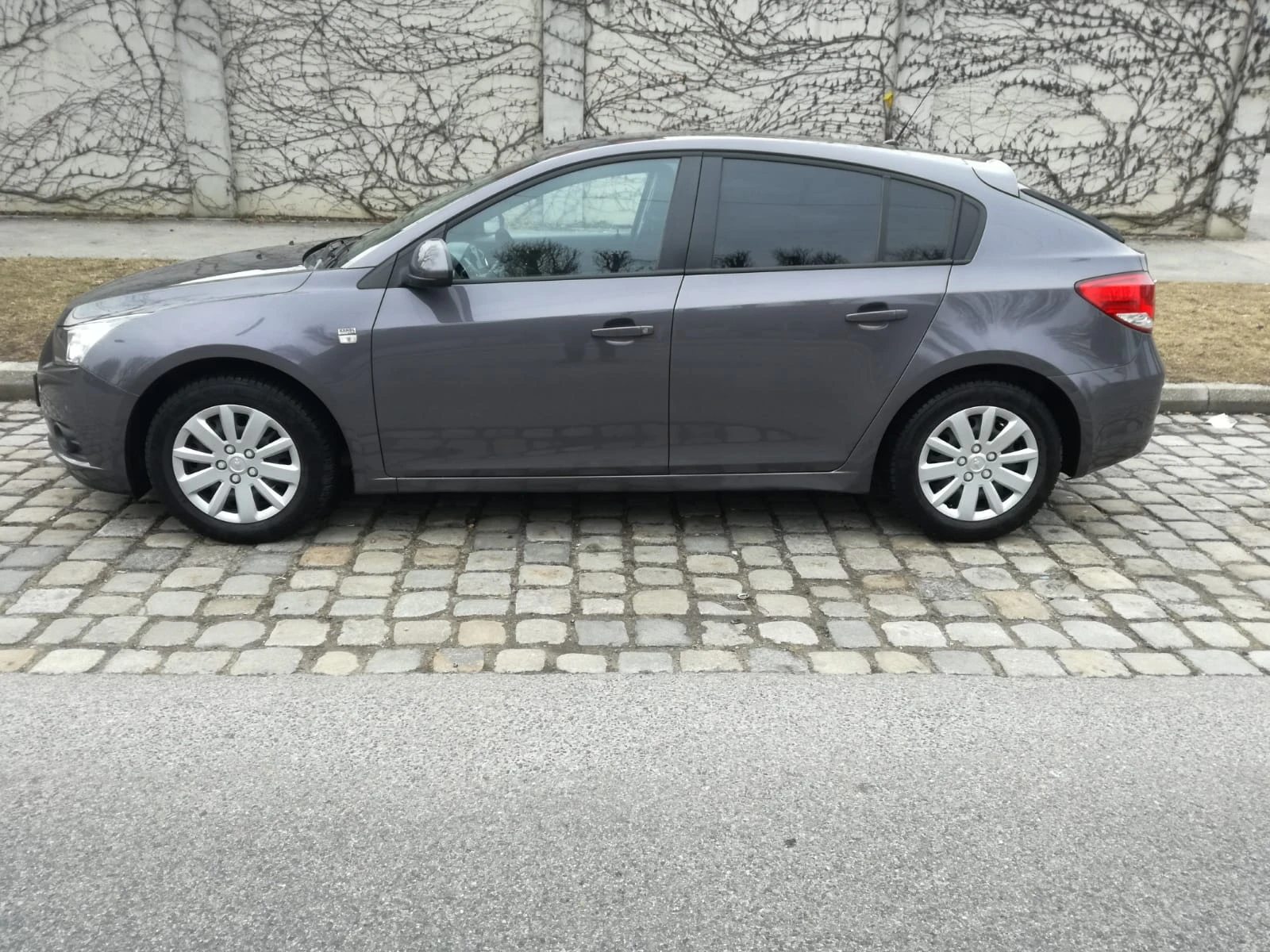 Chevrolet Cruze, снимка 10 - Автомобили и джипове - 54839395