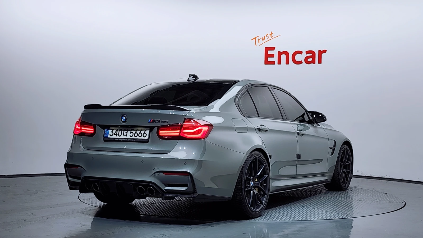 BMW M3 Sedan CS, снимка 3 - Автомобили и джипове - 55393231