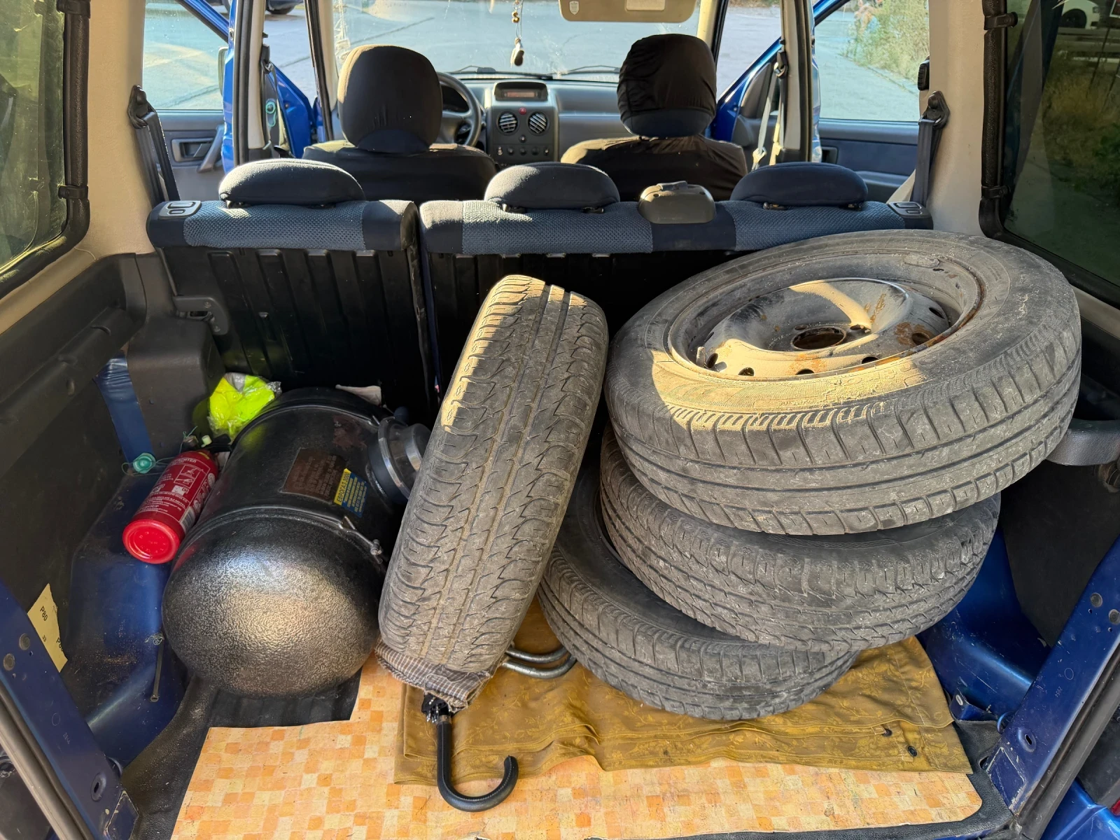 Citroen Berlingo Multispace 1.4 Бензин/Газ, снимка 11 - Автомобили и джипове - 55630642