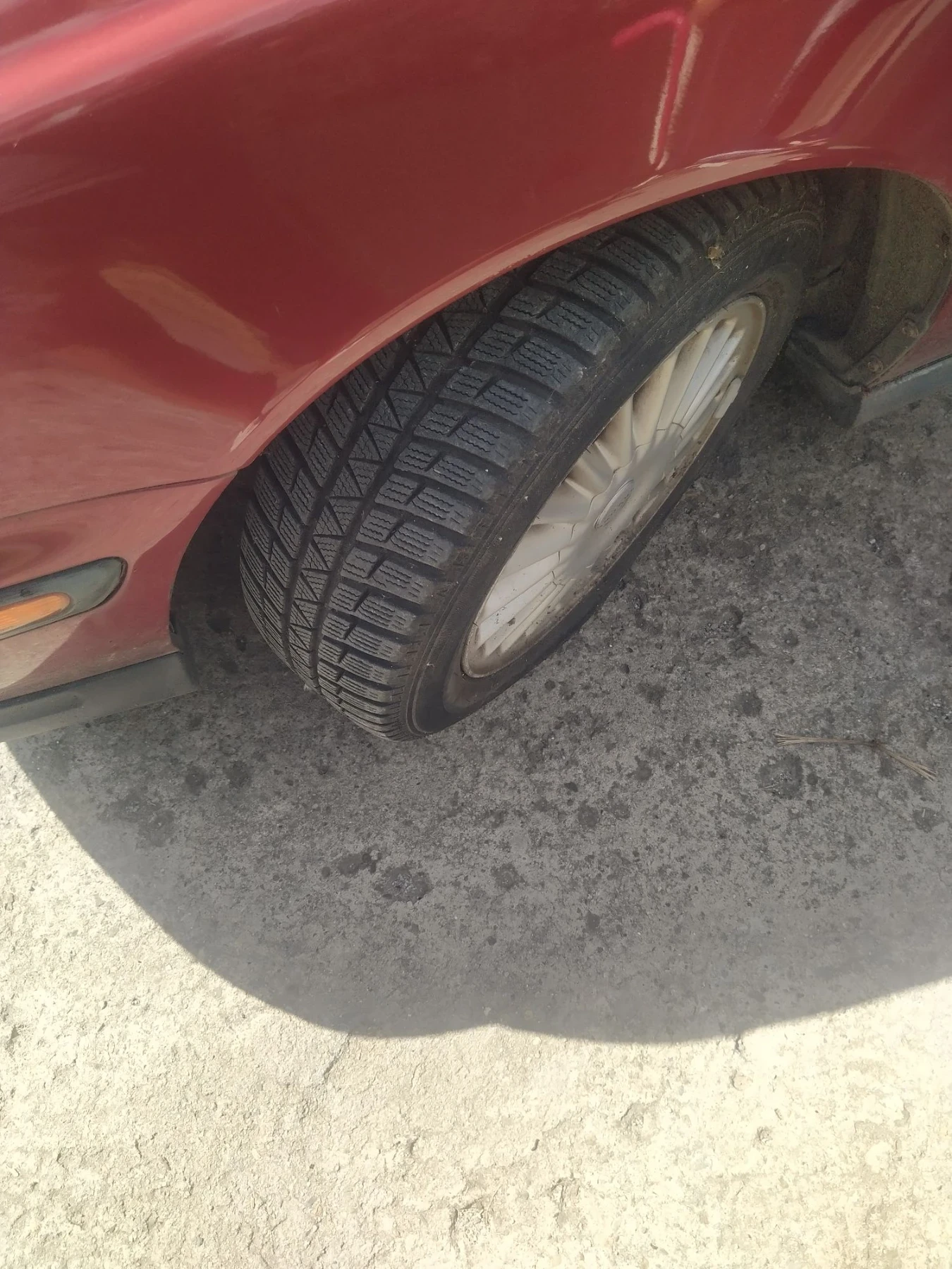 Volvo V40 1.8i, снимка 10 - Автомобили и джипове - 55951336