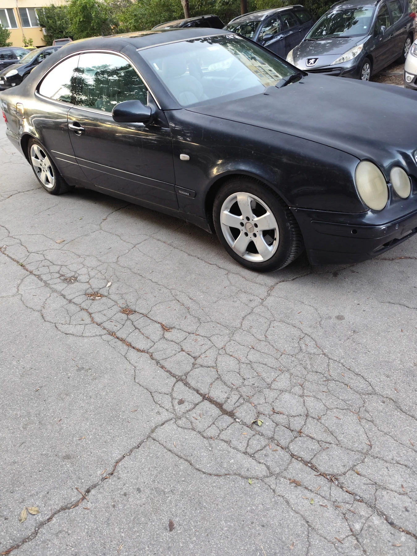 Mercedes-Benz CLK, снимка 3 - Автомобили и джипове - 55963727
