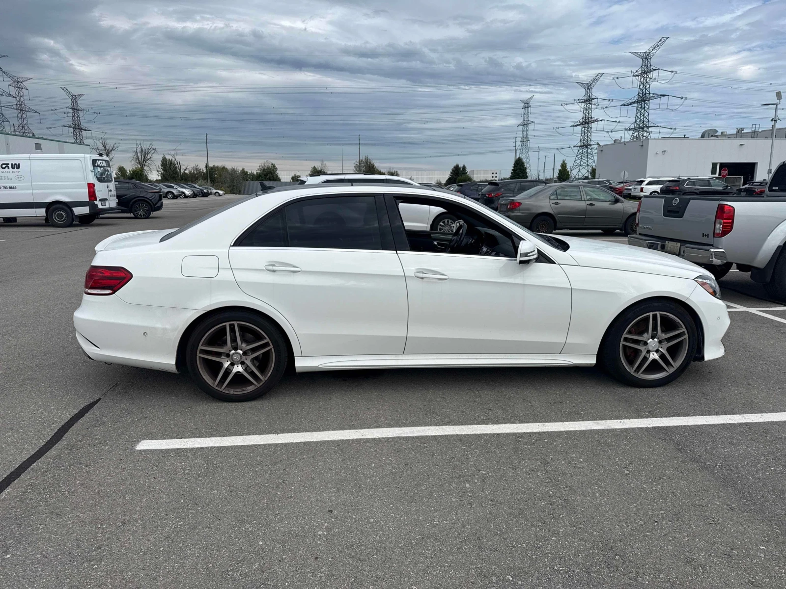 Mercedes-Benz E 400 * CARFAX * ЦЕНА ДО БГ, снимка 4 - Автомобили и джипове - 56102892
