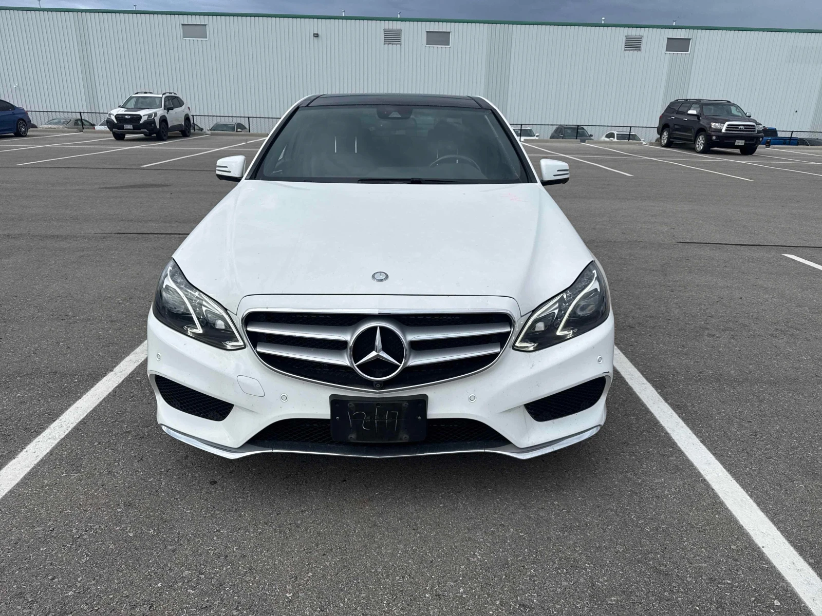 Mercedes-Benz E 400 * CARFAX * ЦЕНА ДО БГ, снимка 6 - Автомобили и джипове - 56102892