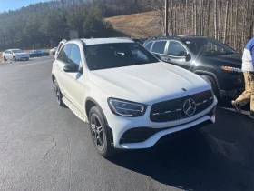  Mercedes-Benz GLC 30...