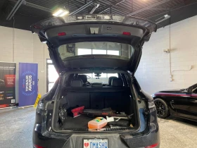 Porsche Cayenne AWD  CARFAX - 57750 € / 112949.18 лв. - 70420649 11