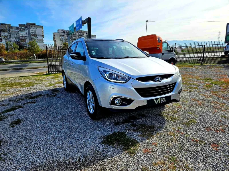 Hyundai IX35 2.0CRDI 184k.c 4x4 PREMIUM, снимка 2 - Автомобили и джипове - 47557488