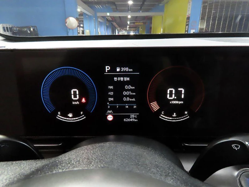 Hyundai Kona Gasoline 1.6 Turbo 4WD Modern, снимка 8 - Автомобили и джипове - 52113018