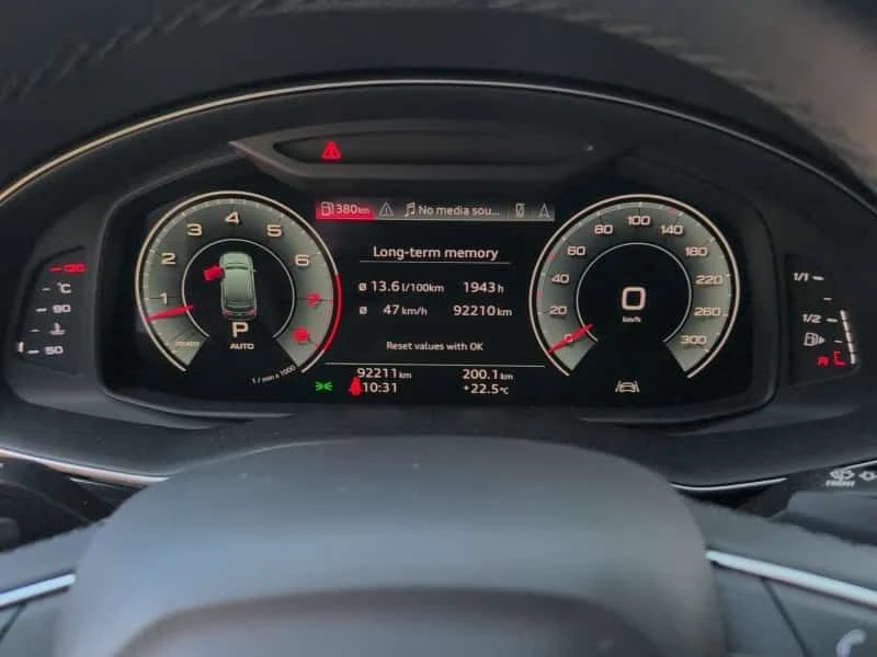 Audi Q7 * PROGRESSIV * CARFAX * ОПЦИЯ ЗА ФИНАНСИРАНЕ, снимка 8 - Автомобили и джипове - 55510861