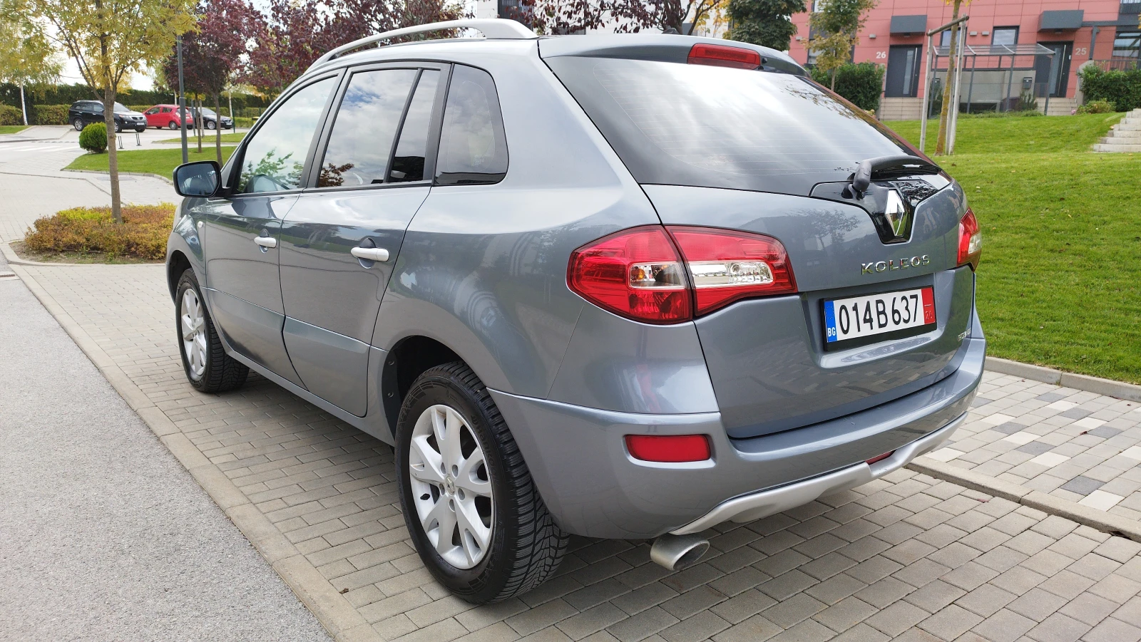 Renault Koleos 2.5i - изображение 3