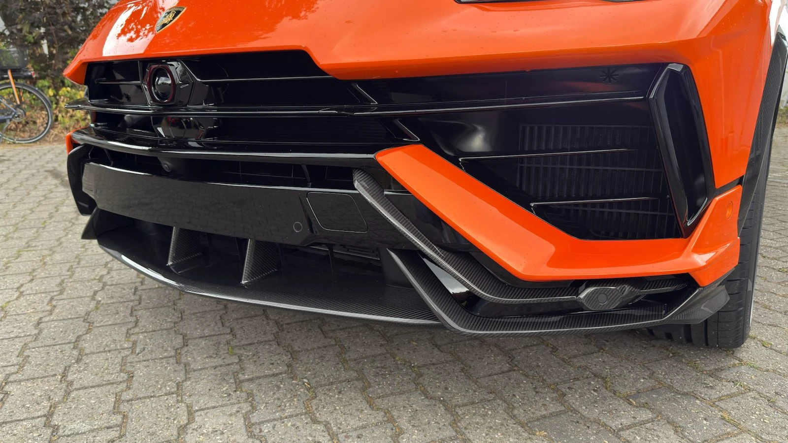 Lamborghini Urus  - изображение 3