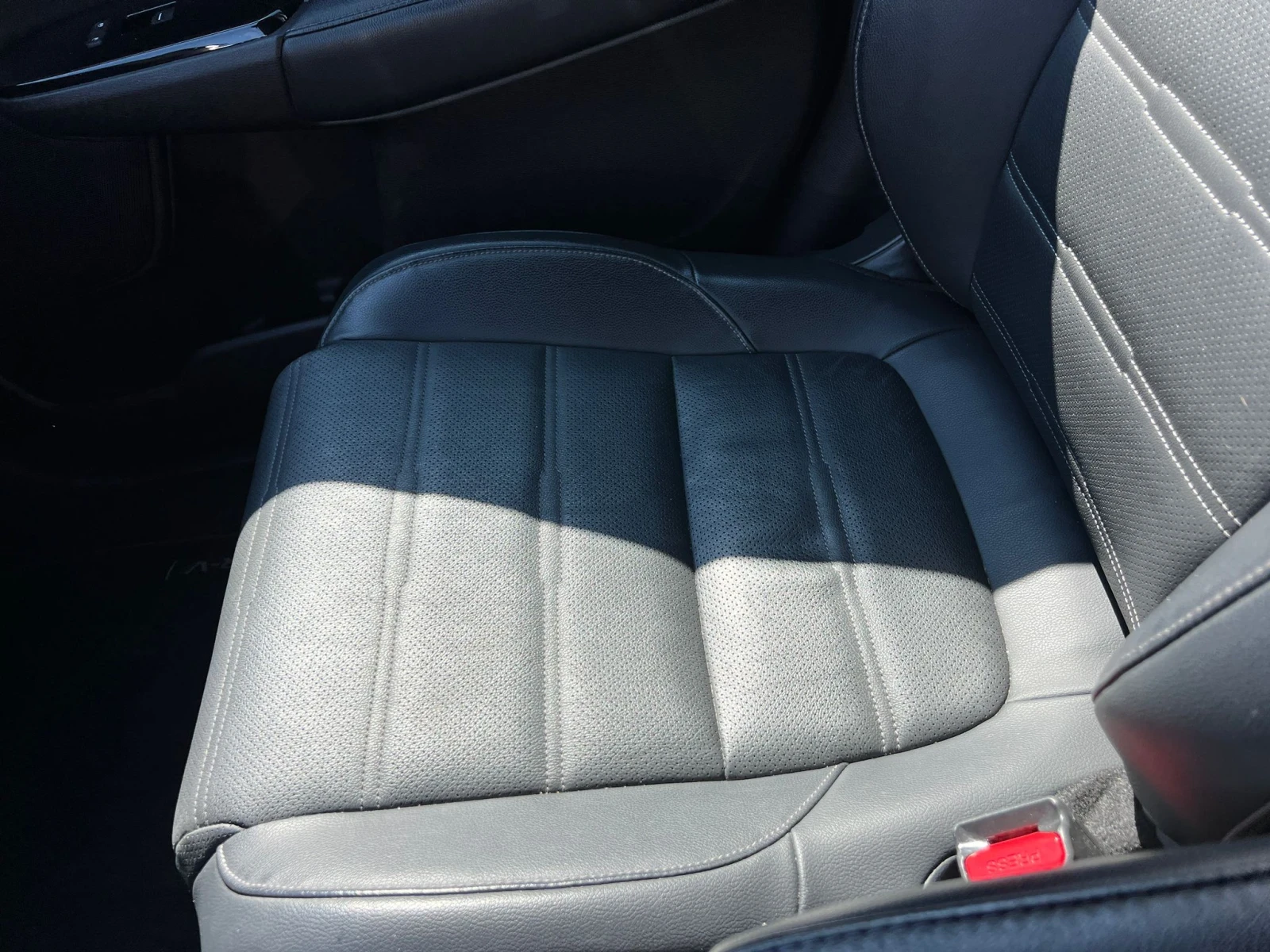 Honda Cr-v 119000км* 2.0i HEV AWD 184hp* КОЖА* КАМЕРА* , снимка 9 - Автомобили и джипове - 54138216