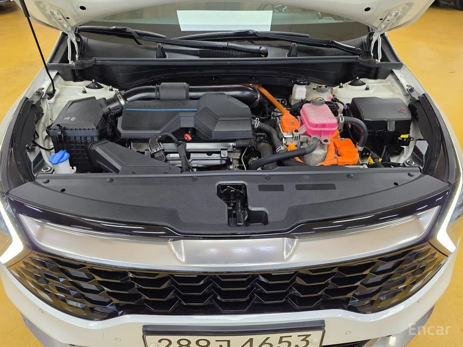 Kia Sportage, снимка 6 - Автомобили и джипове - 54396723