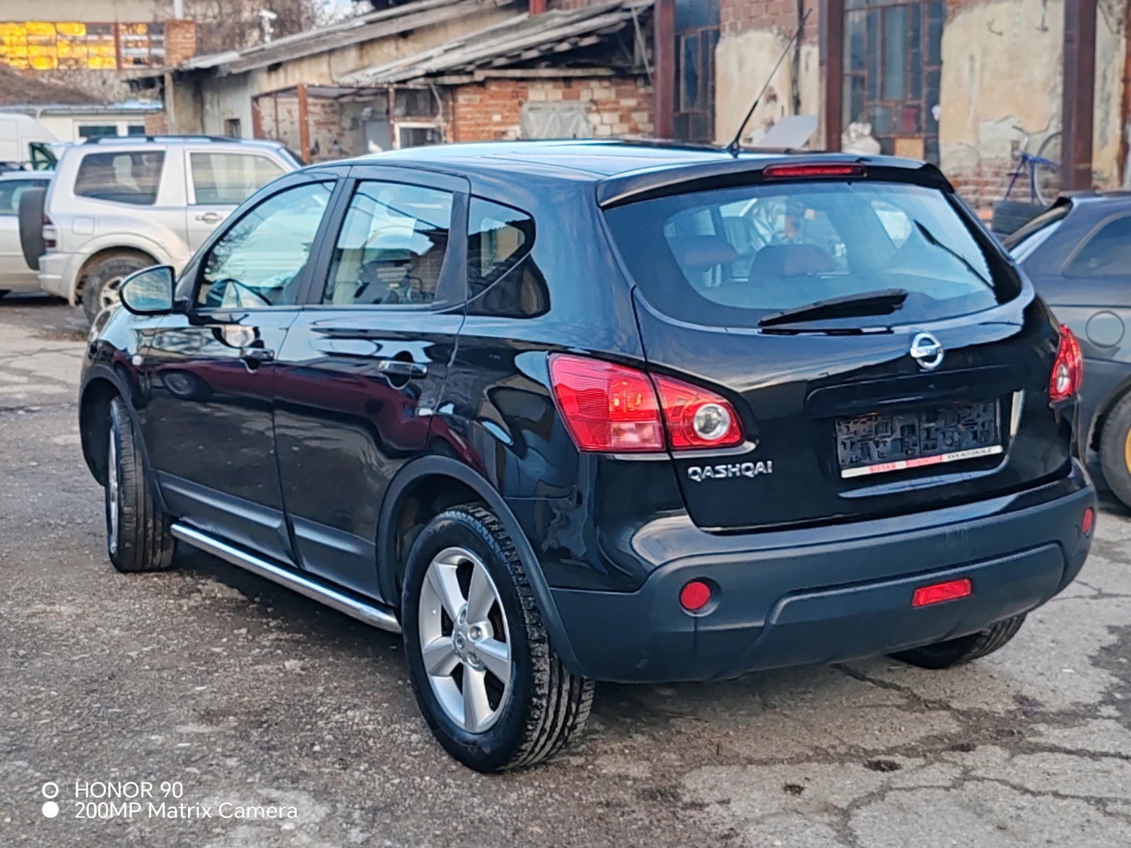 Nissan Qashqai кожа автомат, снимка 3 - Автомобили и джипове - 54954641