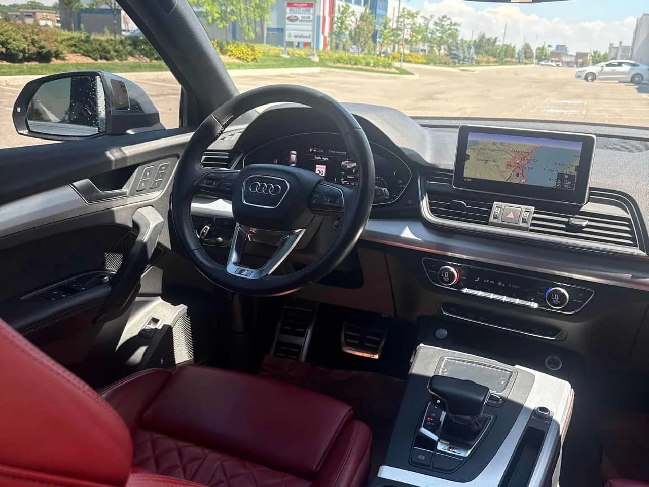 Audi SQ5 * Technik * CARFAX * ЦЕНА ДО БГ, снимка 8 - Автомобили и джипове - 55075780