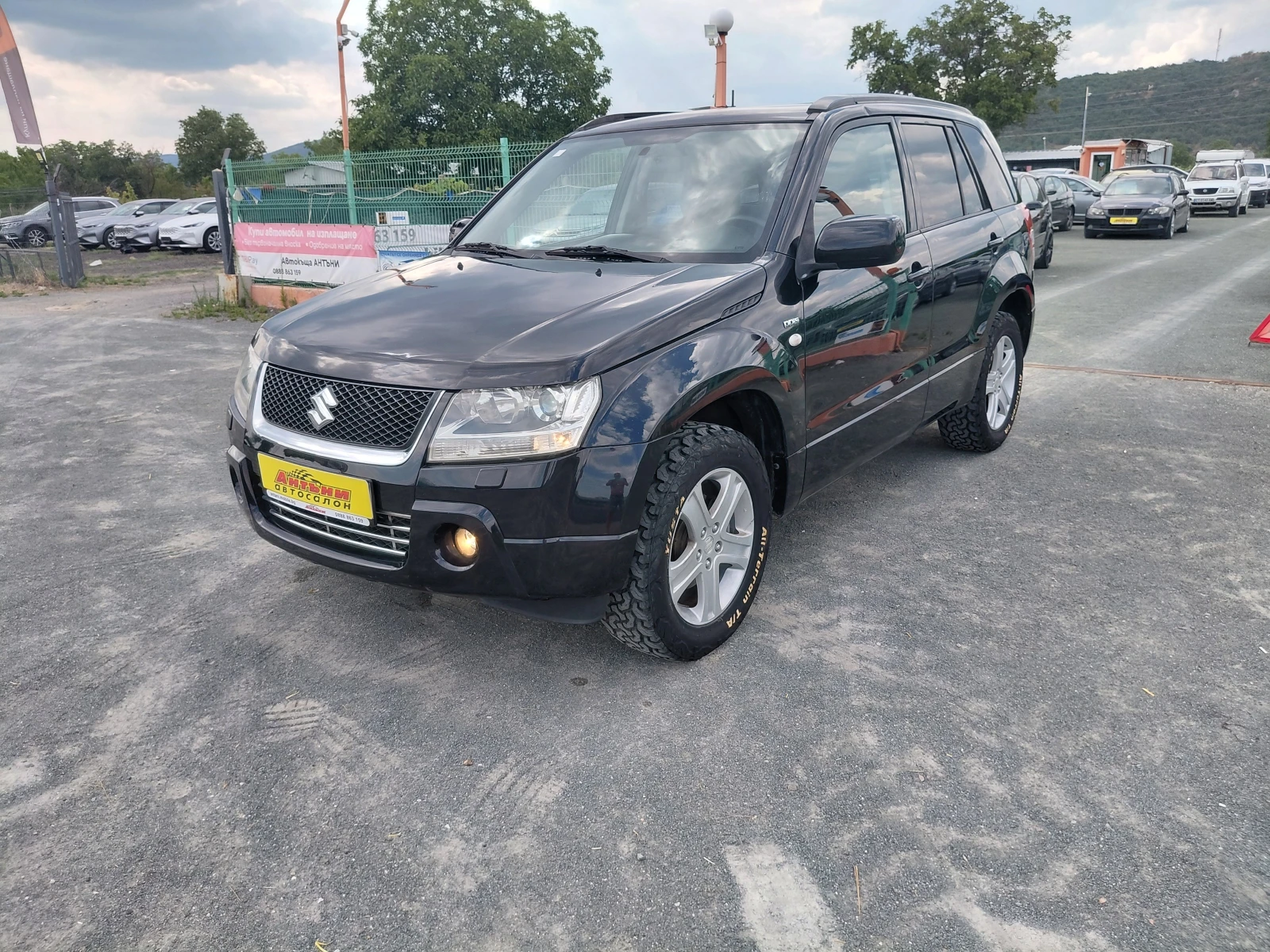 Suzuki Grand vitara 1.9  129 KC. ОБСЛУЖЕНА, снимка 3 - Автомобили и джипове - 55317107