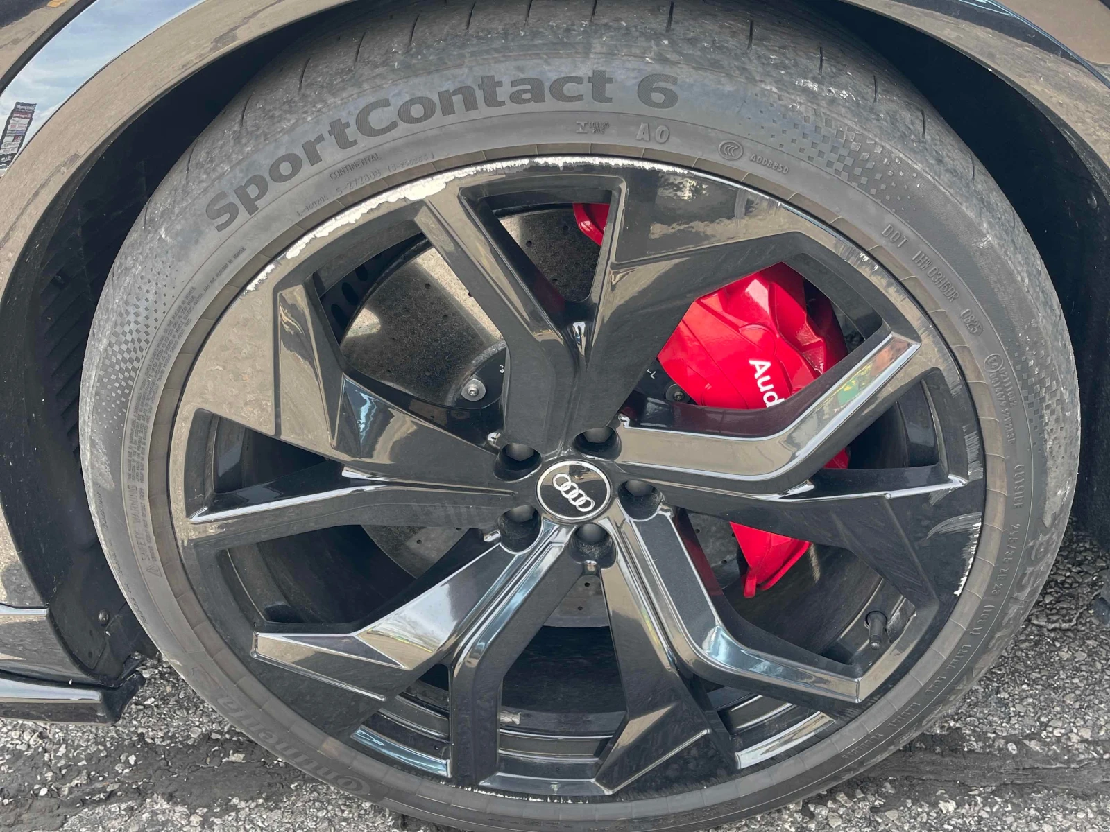Audi RSQ8 * B&O PREMIUM * ОПЦИЯ ЗА ФИНАНСИРАНЕ * , снимка 6 - Автомобили и джипове - 56012583