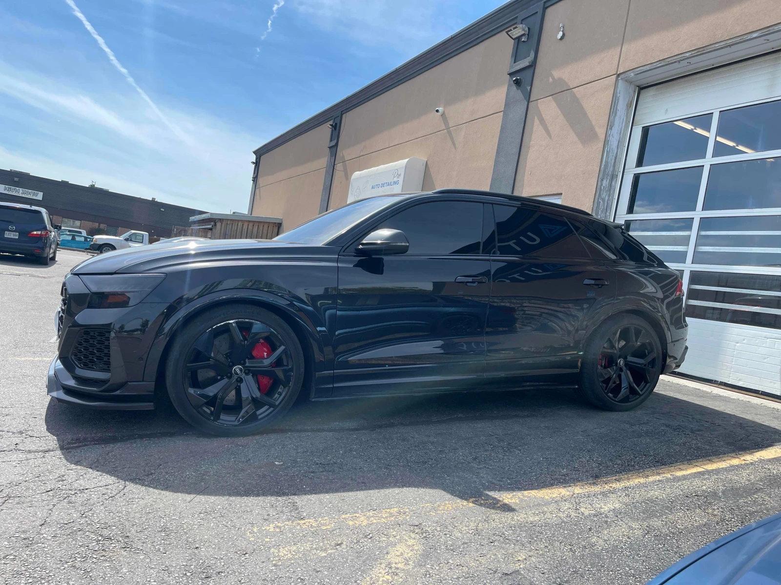 Audi RSQ8 * B&O PREMIUM * ОПЦИЯ ЗА ФИНАНСИРАНЕ * , снимка 2 - Автомобили и джипове - 56012583
