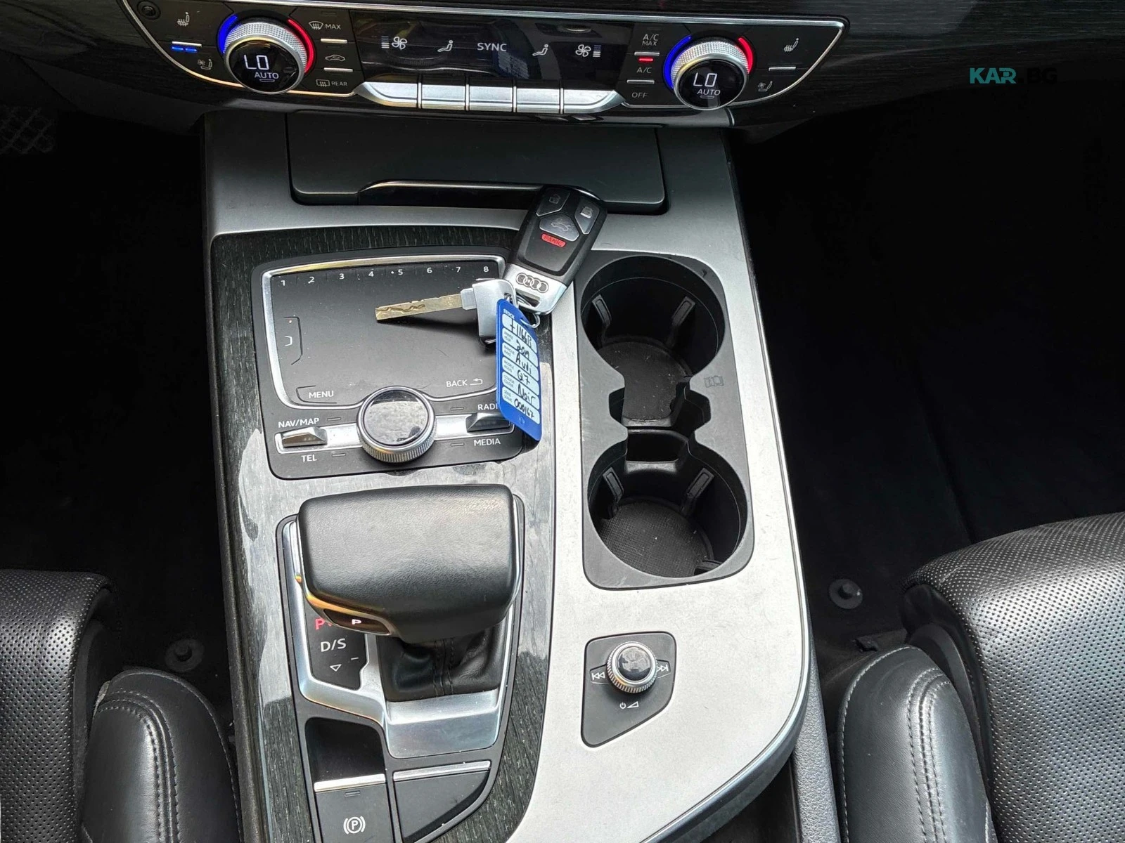 Audi Q7 Sport-Package * Панорама * АвтоКредит (ЦЕНА ДО БГ), снимка 10 - Автомобили и джипове - 56132860