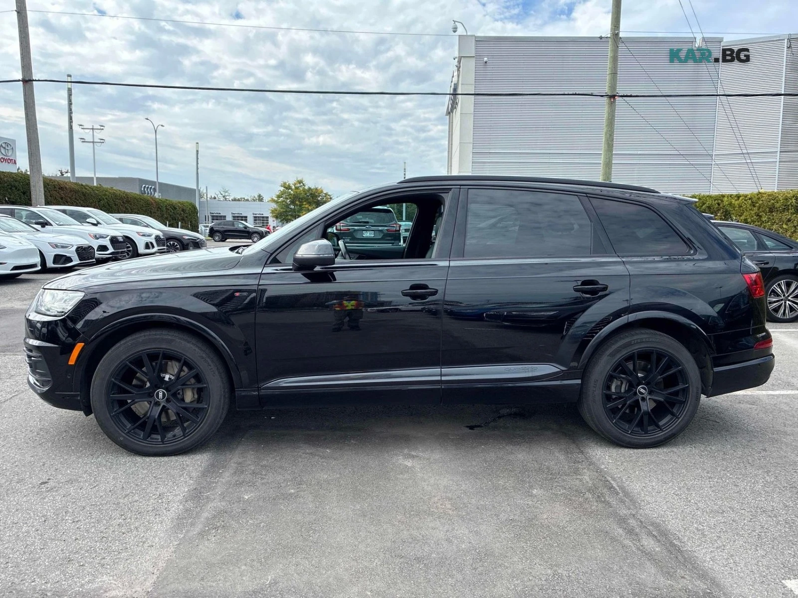 Audi Q7 Sport-Package * Панорама * АвтоКредит (ЦЕНА ДО БГ), снимка 2 - Автомобили и джипове - 56132860