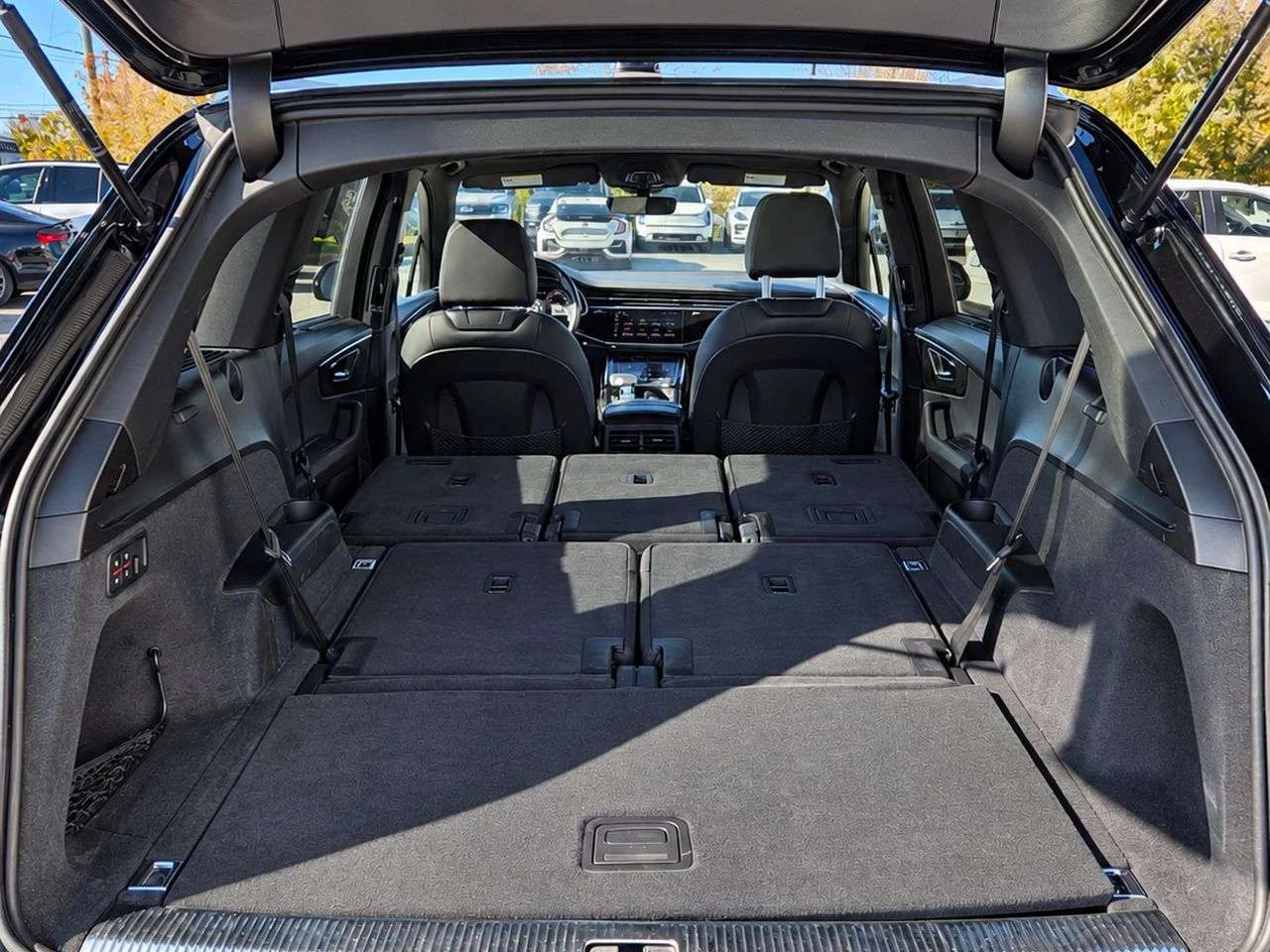Audi Q7 55 TFSI-��������� ������, 7 �����, ������ �������  | Mobile.bg � ����������� 13