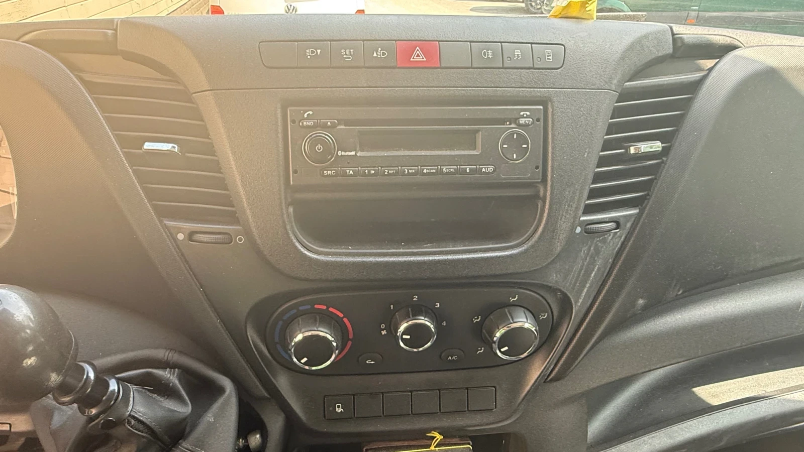 Iveco Daily, снимка 6 - Бусове и автобуси - 54914352