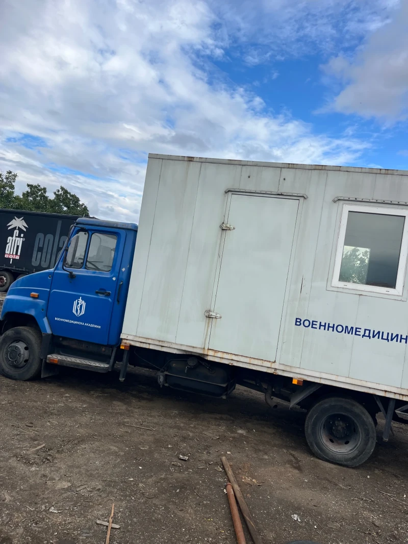 Zil 130 Нов, снимка 4 - Камиони - 47207827