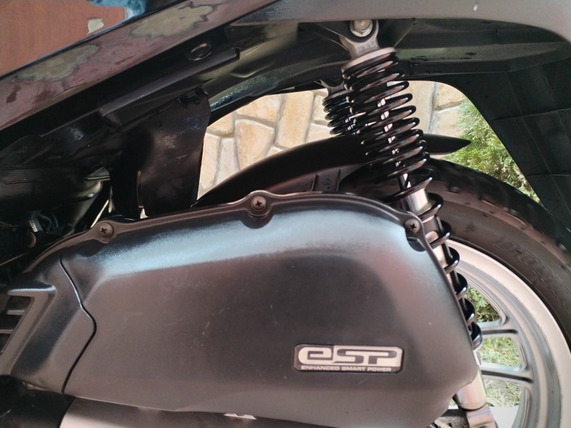 Honda Sh LED ABS ESP START STOP, снимка 6 - Мотоциклети и мототехника - 46456930