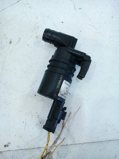 Помпа чистачки Пежо 407 седан