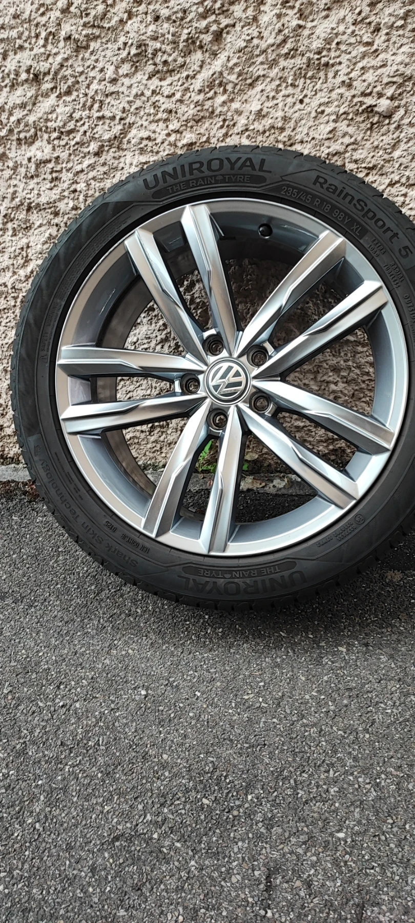 Гуми с джанти Uniroyal 235/45R18, снимка 10 - Гуми и джанти - 55833863