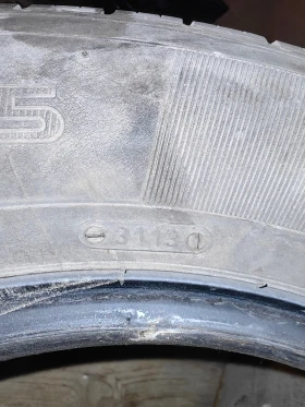 Гуми Всесезонни 195/65R15, снимка 1 - Гуми и джанти - 46956413