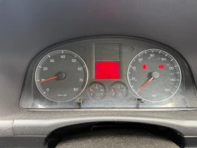 VW Touran 1.6 ДЕСЕН ВОЛАН, снимка 4