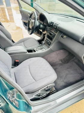 Mercedes-Benz C 200, снимка 10
