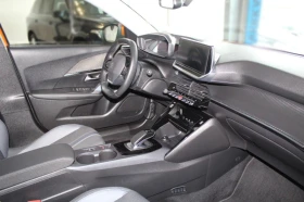 Peugeot 2008 E/136HP/ALLURE/PANO/LED/ACC/CAM/142f | Mobile.bg    11