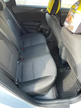 Kia Ceed 1.5 - 1700 € / 3324.91 лв. - 43357379 3
