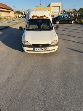 ������ Opel Combo