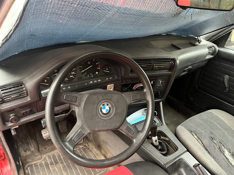 BMW 318, снимка 5 - Автомобили и джипове - 44845241