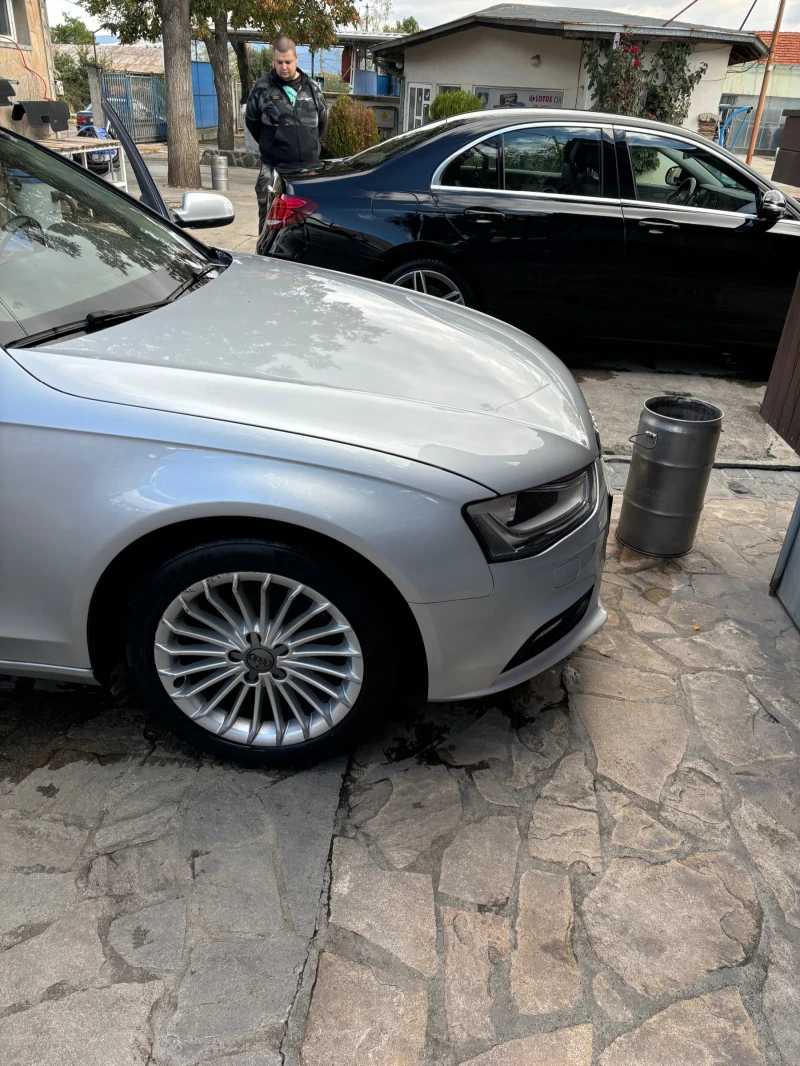 Audi A4, снимка 5 - Автомобили и джипове - 47411778