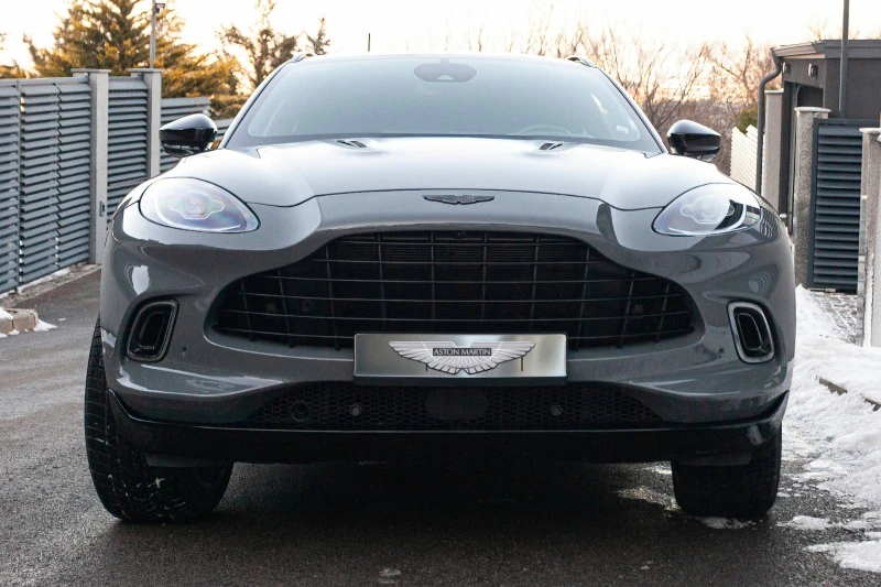 Aston martin DBX V8 Twin Turbo, Pano, Гаранция, снимка 2 - Автомобили и джипове - 48124831