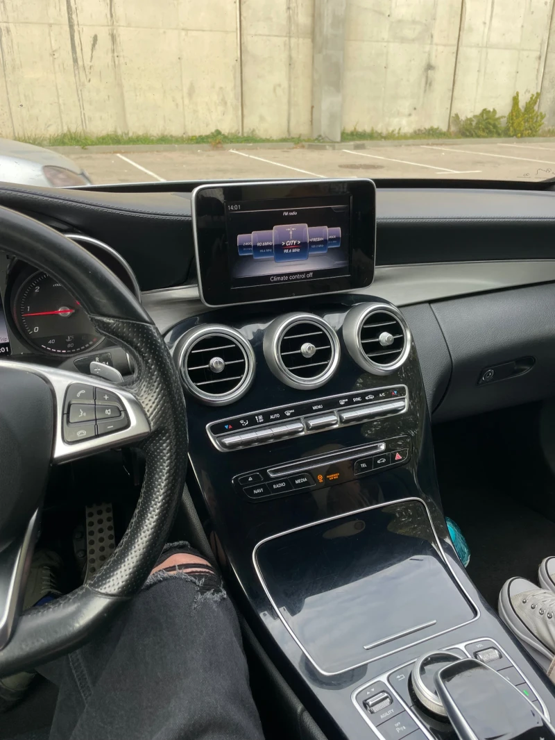 Mercedes-Benz C 220 W205, снимка 14 - Автомобили и джипове - 48170495