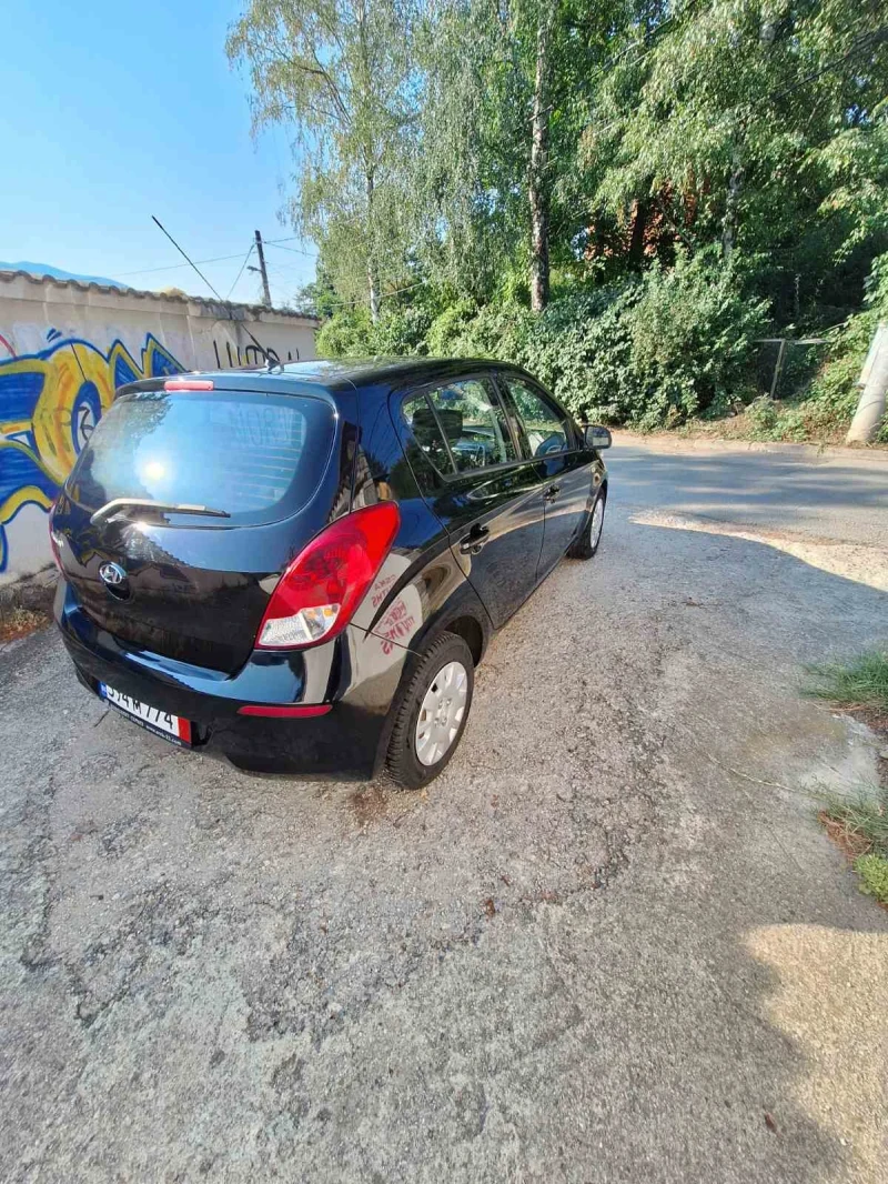 Hyundai I20 1.2i, снимка 3 - Автомобили и джипове - 48889071