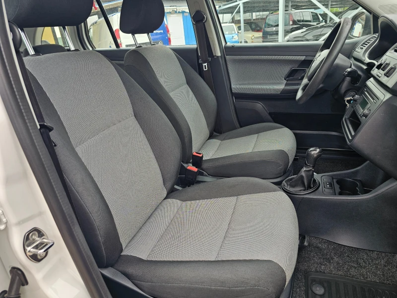 Skoda Fabia 1.6TDI  EURO 5b ! ! КЛИМАТИК, снимка 14 - Автомобили и джипове - 50283118