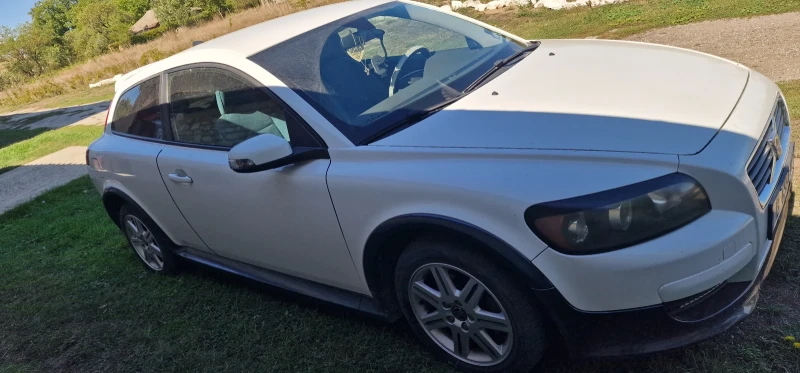 Volvo C30 1.6 16V 100к.с., снимка 2 - Автомобили и джипове - 52589671