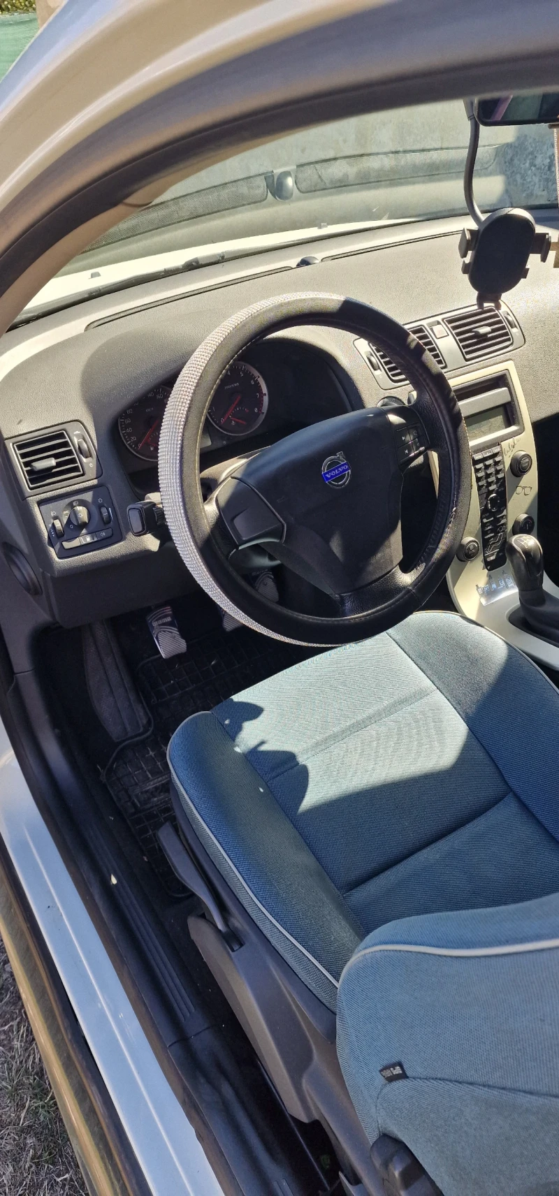 Volvo C30 1.6 16V 100к.с., снимка 9 - Автомобили и джипове - 52589671