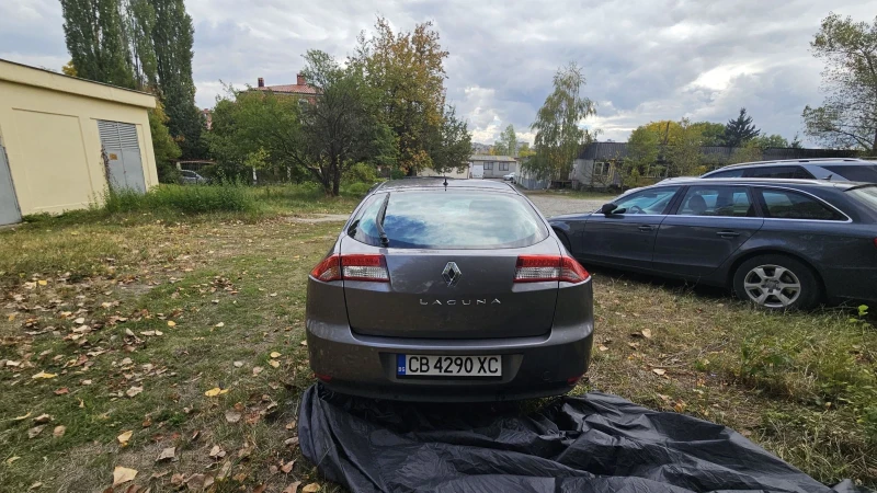 Renault Laguna 1.5 dCi, снимка 2 - Автомобили и джипове - 52705780