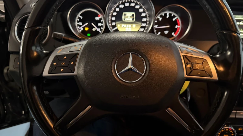 Mercedes-Benz C 200 2.2CDI-AVANTGARDE, снимка 9 - Автомобили и джипове - 52849585