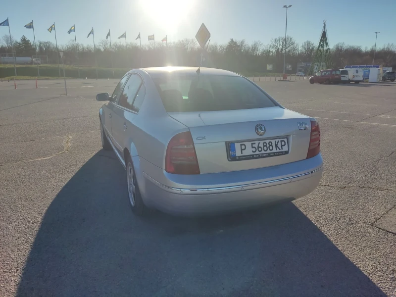Skoda Superb Skoda superb 1.9 tdi 131кс автоматик, снимка 5 - Автомобили и джипове - 52966603
