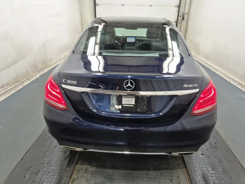 Mercedes-Benz C 300 * CARFAX * ЦЕНА ДО БГ, снимка 5 - Автомобили и джипове - 52996349